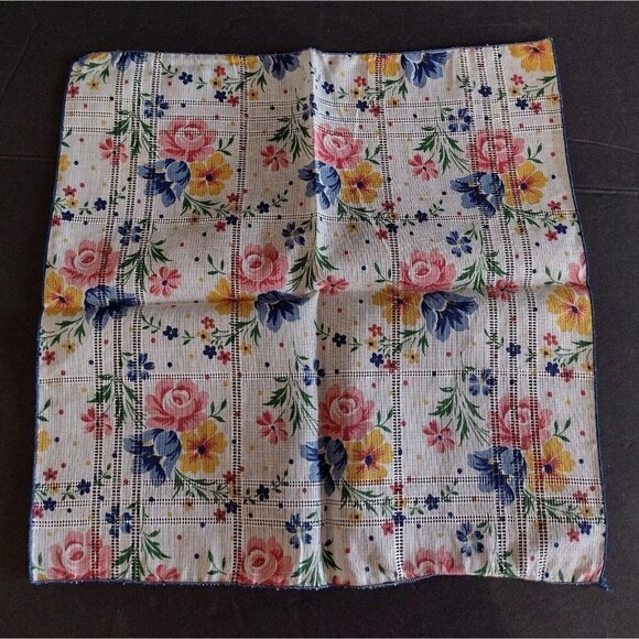 Vintage Cotton Hankies Handkerchief Rose Floral Design Country Cottage Core Blue - Picture 3 of 5